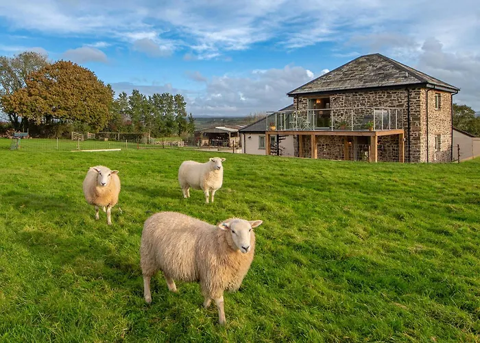 18Th Century Renovated Barn In Beautiful Devon Countryside