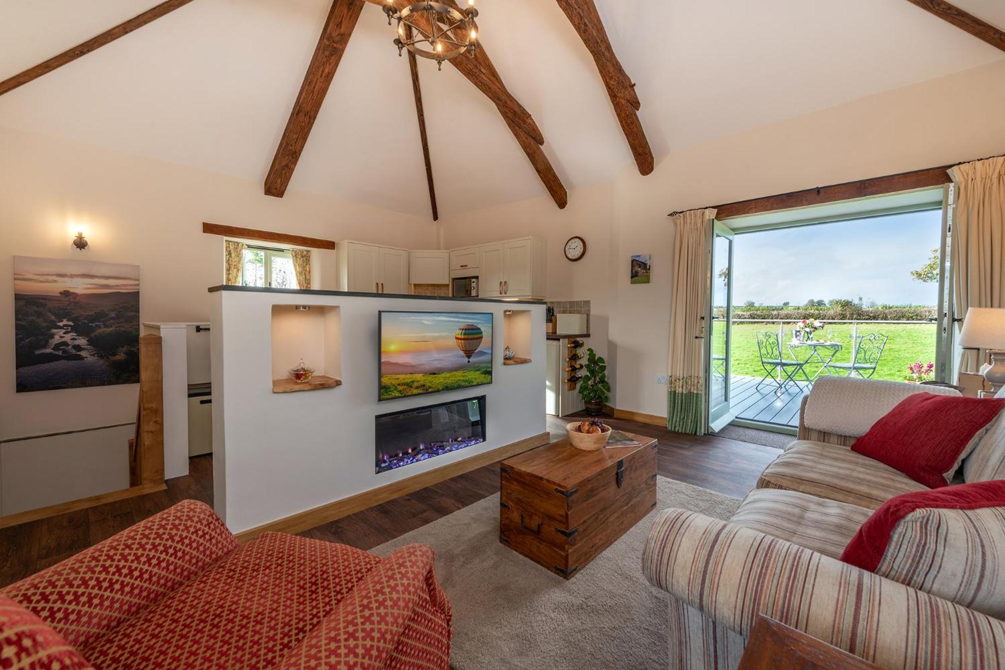 18th Century Renovated Barn In Beautiful Devon Countryside *